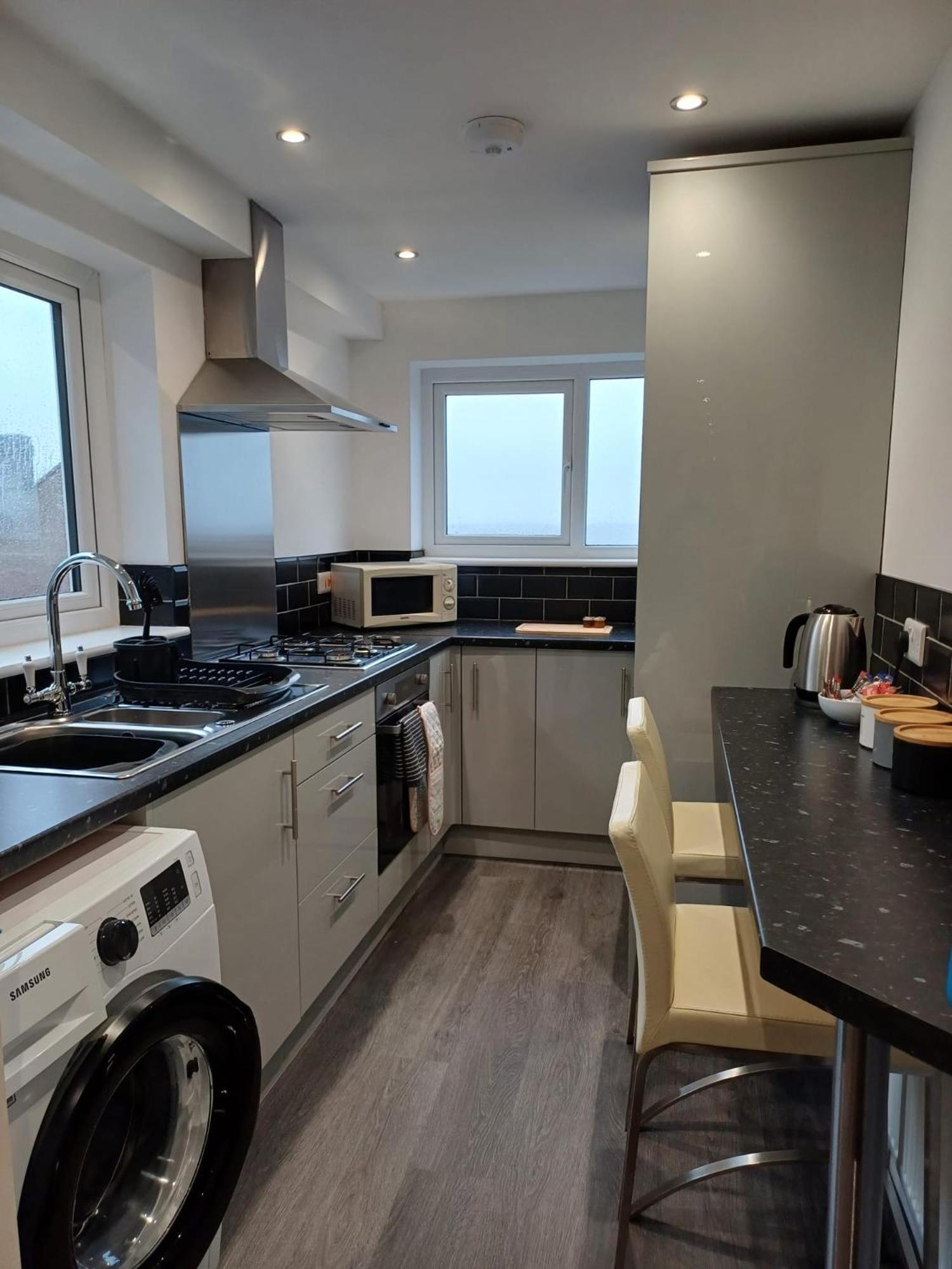Appartement Luxury - Above Iconic High Lane Oatcakes Stoke-on-Trent